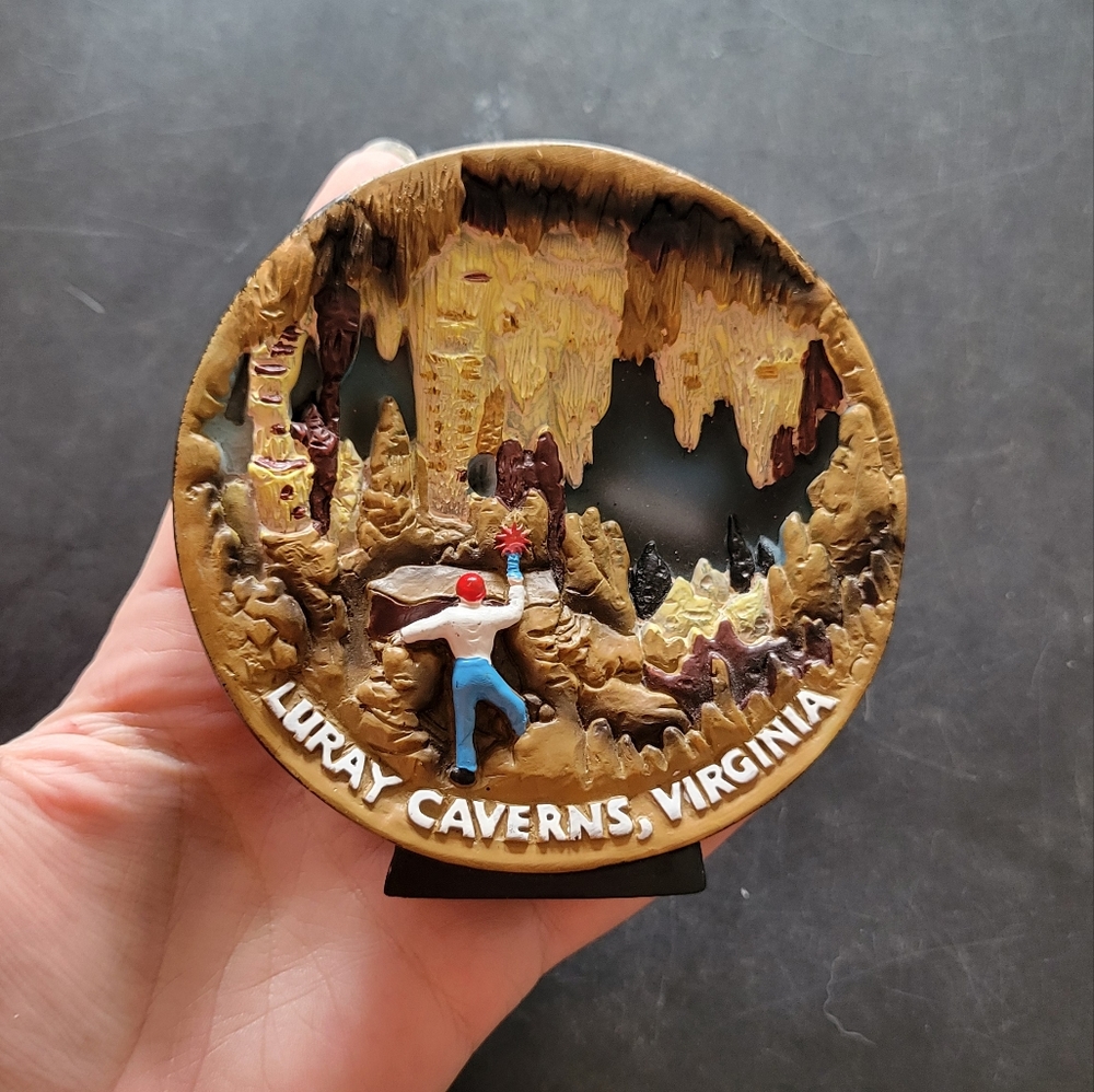 Caving / caverns figure